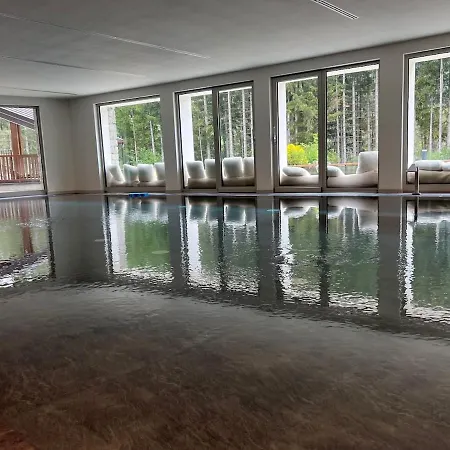 6 Posti Corbet - Piscina -spa - Gym-giardino Apartment