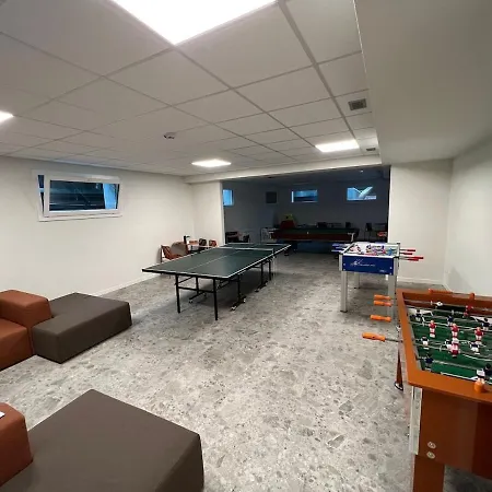 Appartement 6 Posti Corbet - Piscina -spa - Gym-giardino