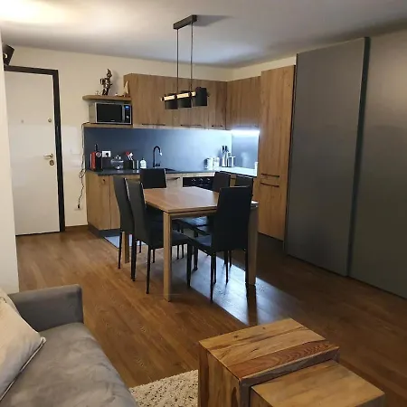 Appartement 6 Posti Corbet - Piscina -spa - Gym-giardino *