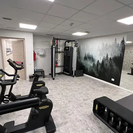 6 Posti Corbet - Piscina -spa - Gym-giardino Apartmán Champoluc